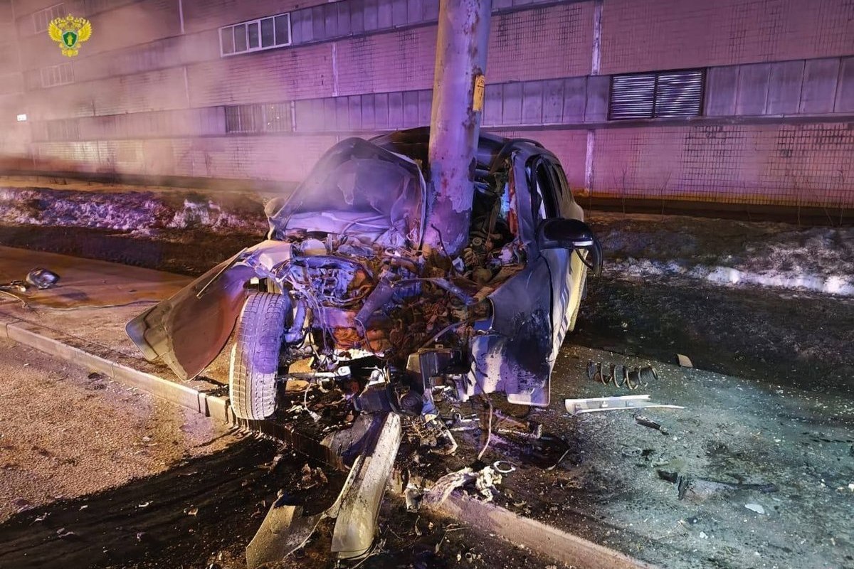 Неожиданные подробности ночной аварии в Москве: погибшая не была хозяйкой машины